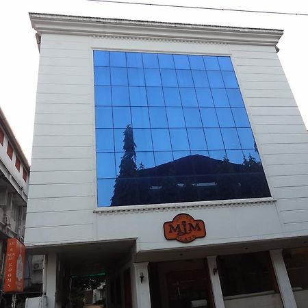Mjm Plaza Hotel Kochi Buitenkant foto