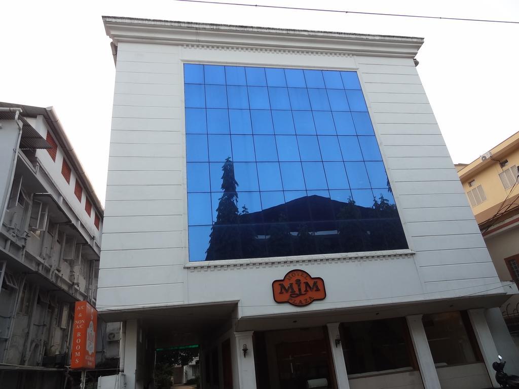 Mjm Plaza Hotel Kochi Buitenkant foto